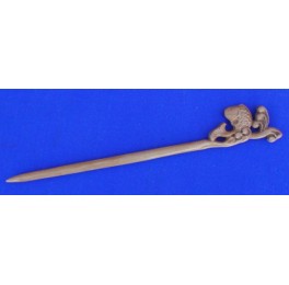 Peachwood hairpin (6-5), fish Peachwood hairpin (6-5), fish