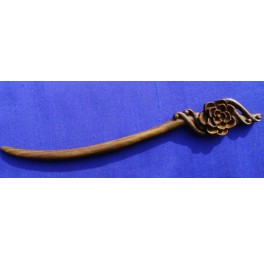 Vera wood hairpin, blossom