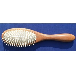 light and slim hair brush, straight pins