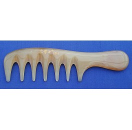 handle comb with very wide teeth