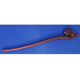 Long red sandalwood hair pin, rabbit Long red sandalwood hair pin, rabbit