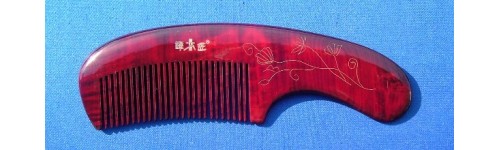 Raw lacquer combs